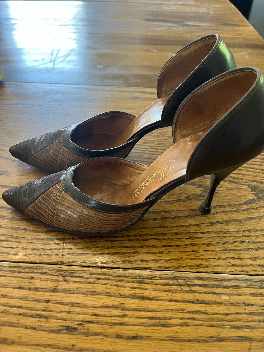 Vintage Lizard bench made Fashionation Brown Textured Pointed-Toe D'Orsay Heels - Picture 4 of 6